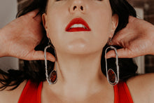 Load image into Gallery viewer, yarn and amber earrings