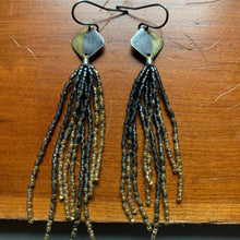 Load image into Gallery viewer, fire & ice beaded keum-boo earrings