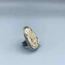 Load image into Gallery viewer, magnesite statement ring
